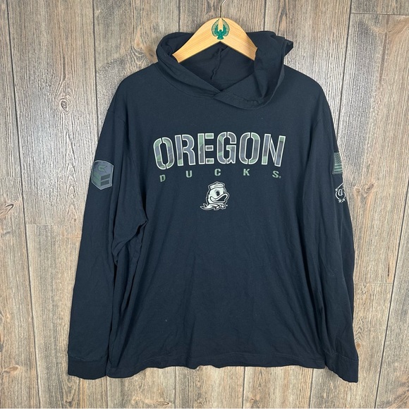 Colosseum Other - Oregon Ducks OHT Military Appreciation Guardian Pullover Hoodie Size XL Black